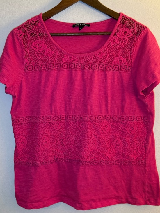 Cable & Gauge Tops - Cable & Gauge Bright Pink Lace Accent Short Sleeve Top